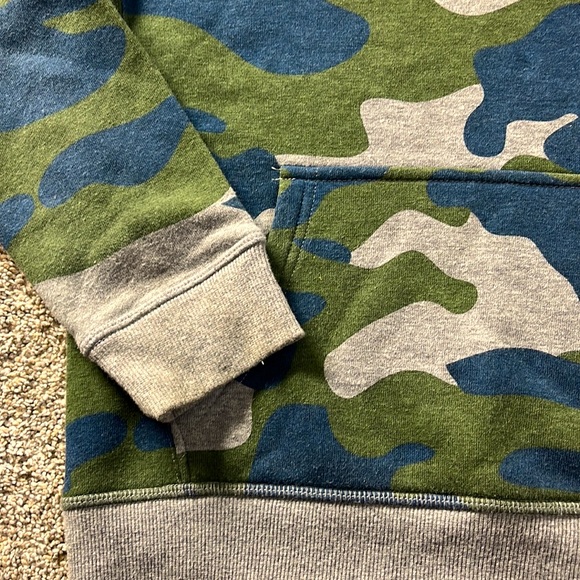 Eddie Bauer Hooded Sweater - Picture 2 of 5